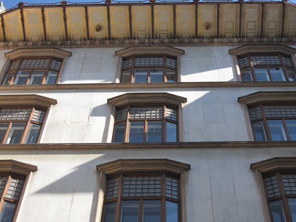 ARTARIAHAUS von MAX FABIANI am Kohlmarkt